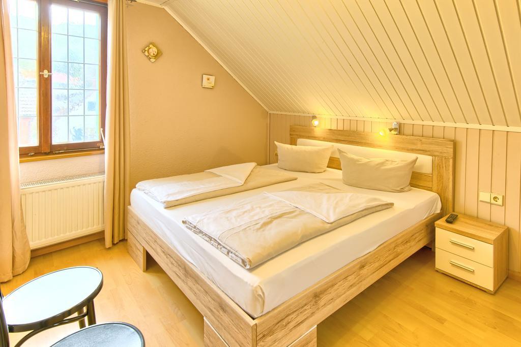 Hotel Sonne Staufen im Breisgau Eksteriør billede